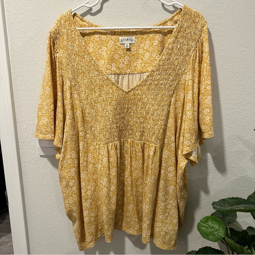Wonderly Flutter Sleeve Floral Top